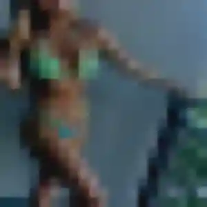 rencontre adulte à Uzès : photo de Odette, 37 ans - accès libre