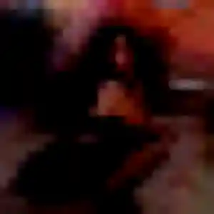 Contacte Emmanuelle, 27 ans à Valbonne en privé