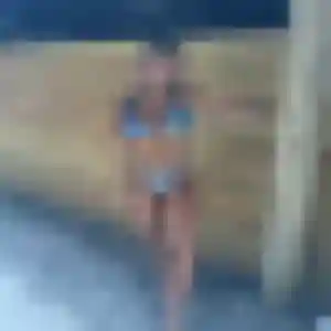 Photo de Jessica à Vals-près-le-Puy (37 ans) - rencontre adulte anonyme