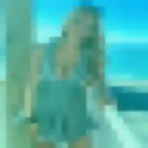 Photo de Veronique à Velaux (21 ans) - rencontre adulte anonyme