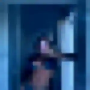 Prisca de Ville-la-Grand, 43 ans - rencontre adulte en toute liberté
