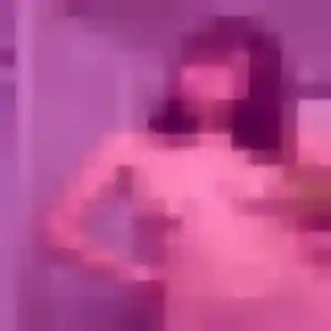 Madeleine, 19 ans, en ligne à Vinon-sur-Verdon pour une rencontre coquine